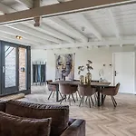 Xxl Loft Center Willem 2 * Tilburgo