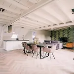 Xxl Loft Center Willem 2 Apartamento *